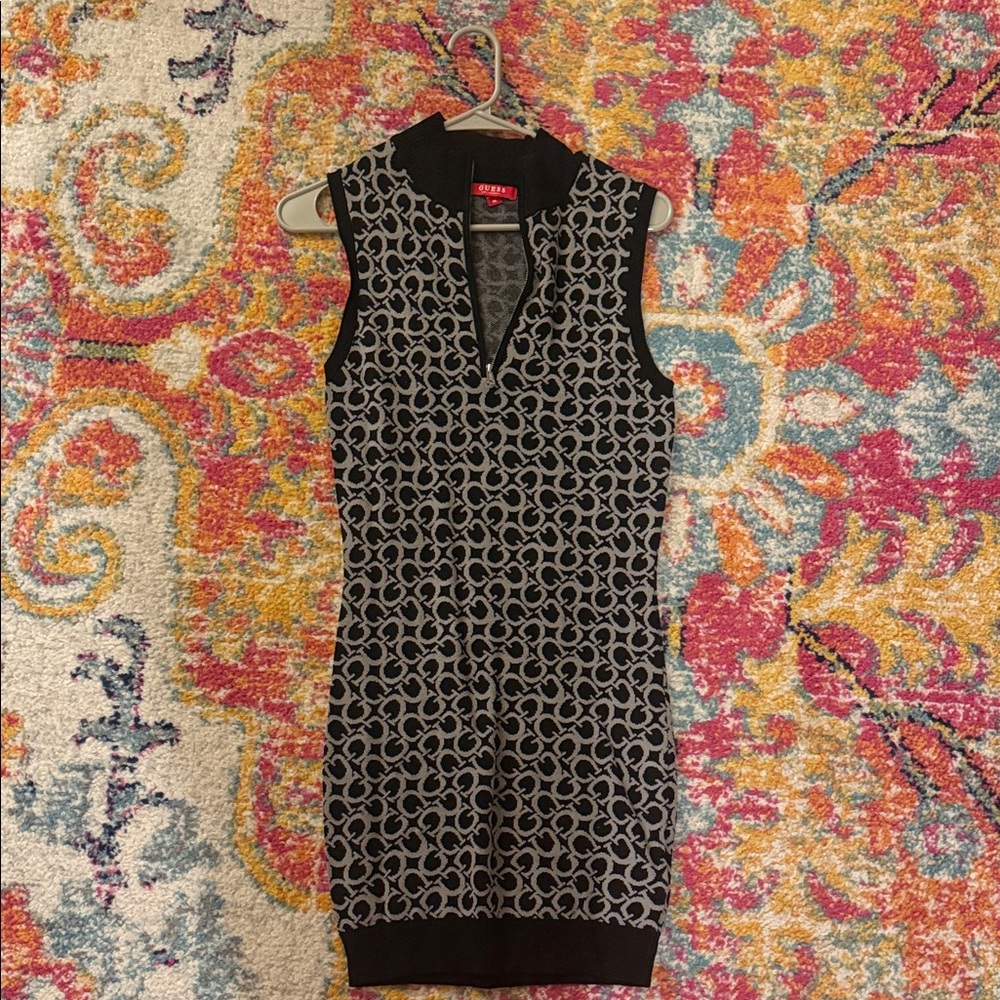 Guess Black and Gray Patterned Mini Dress